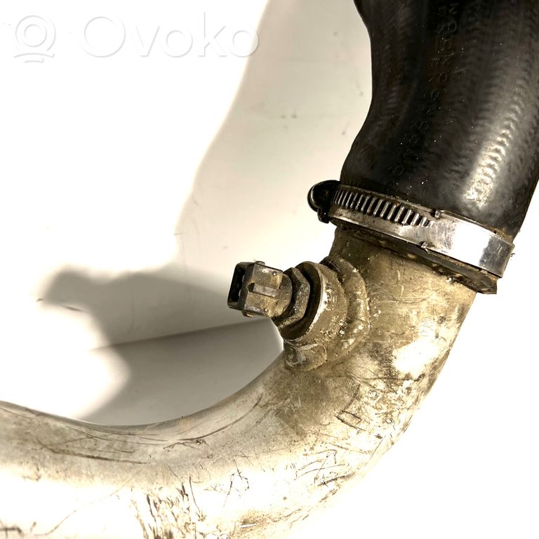 Interkūlera šļūtene (-es) / caurule (-es)