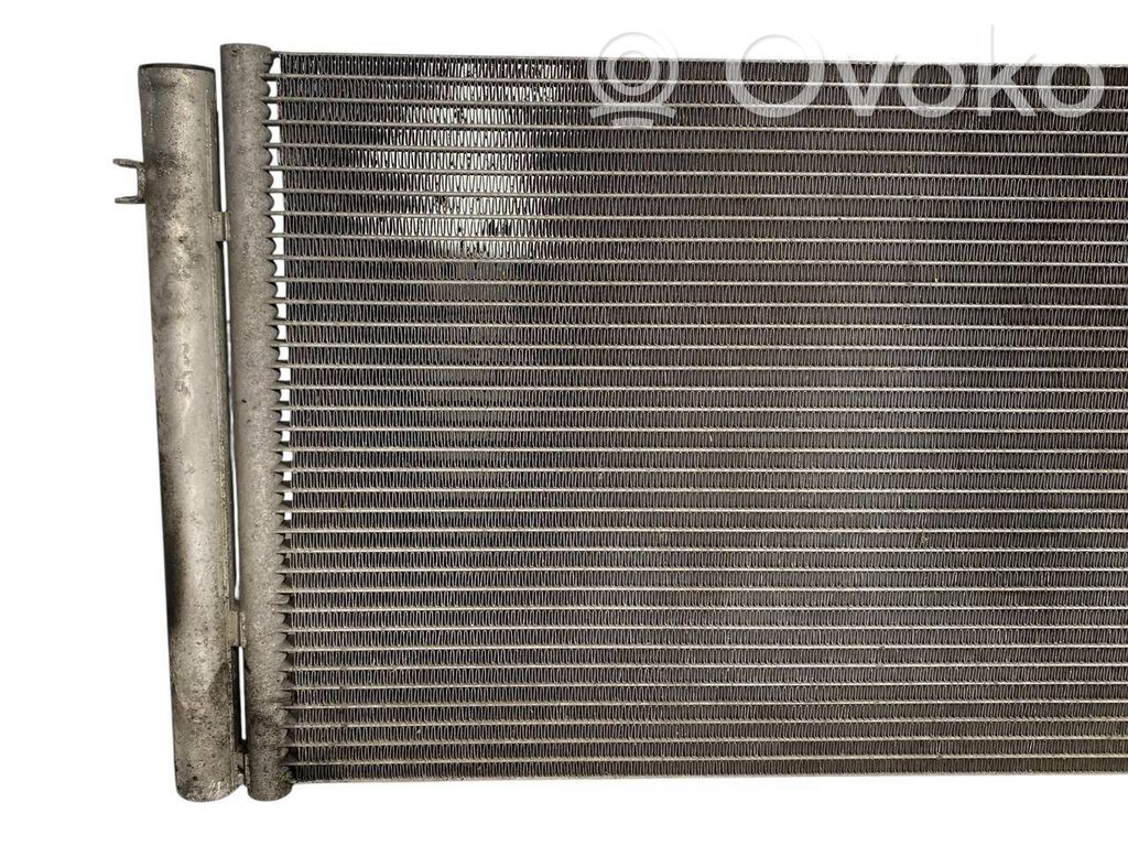 Gaisa kondicioniera dzeses radiators