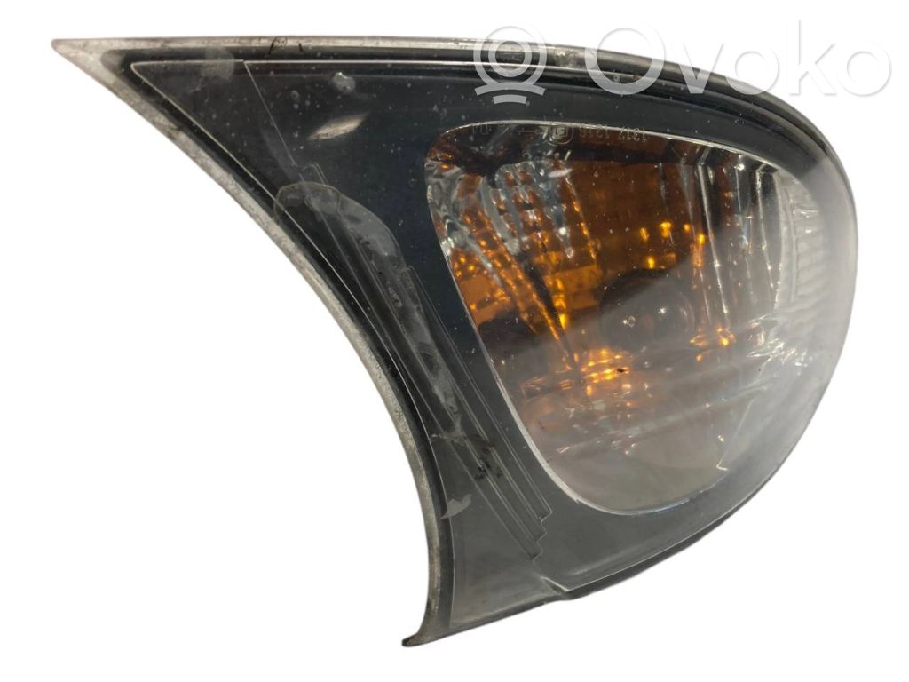 Priekšējais pagrieziena lukturis