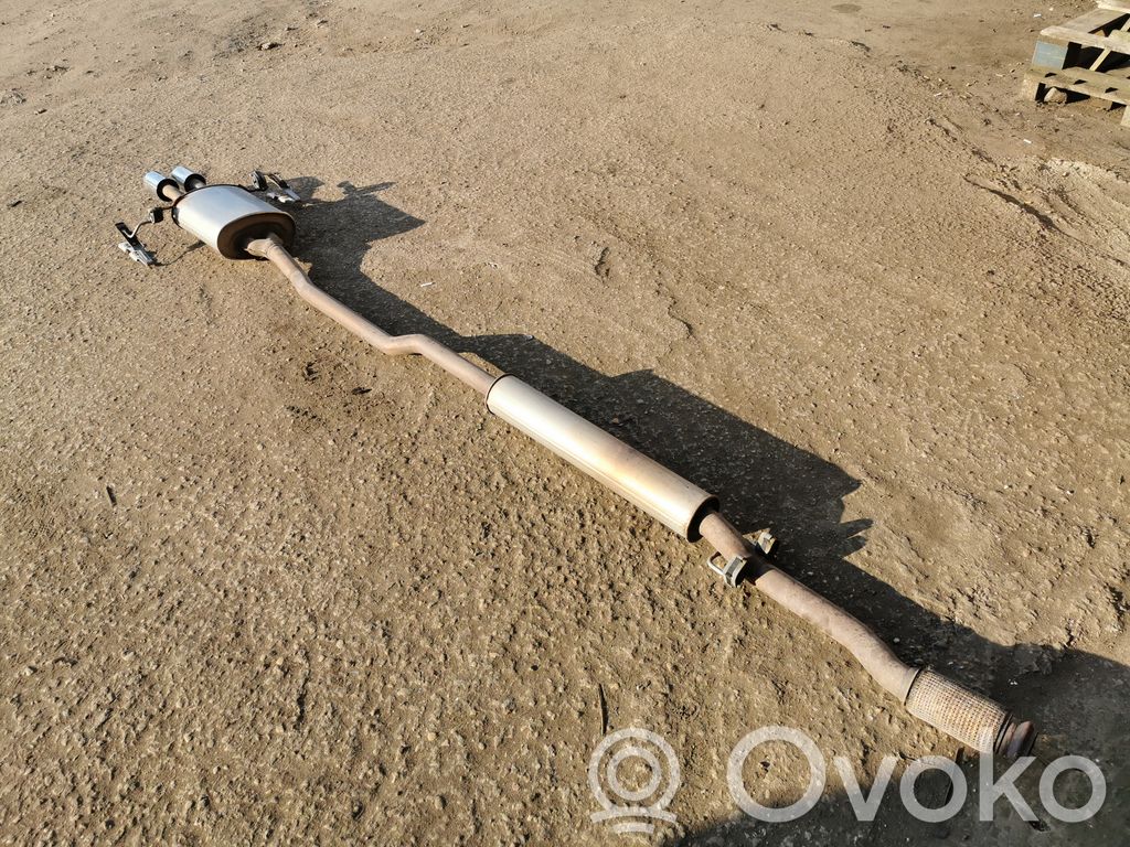 Aizmugurējais izpūtēja bundulis