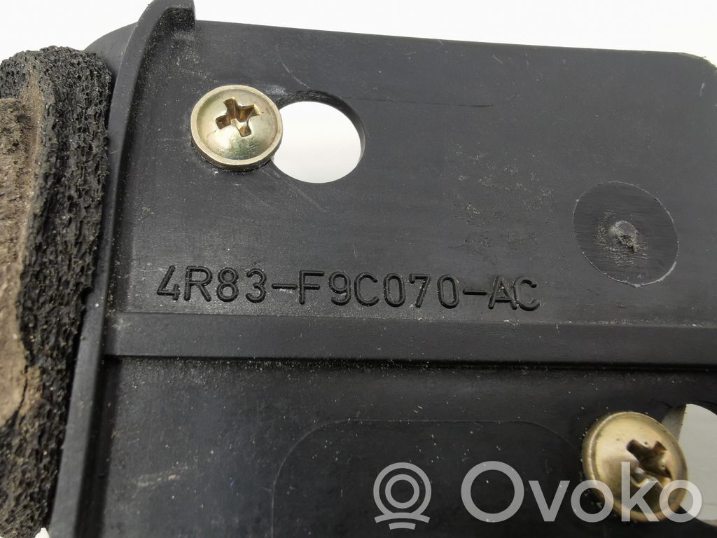 Degvielas tvertnes elektriskā slēdzene