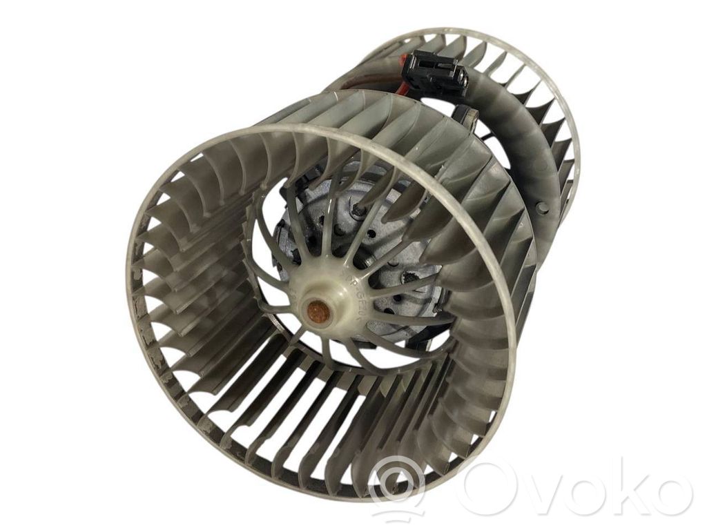 Mazā radiatora ventilators