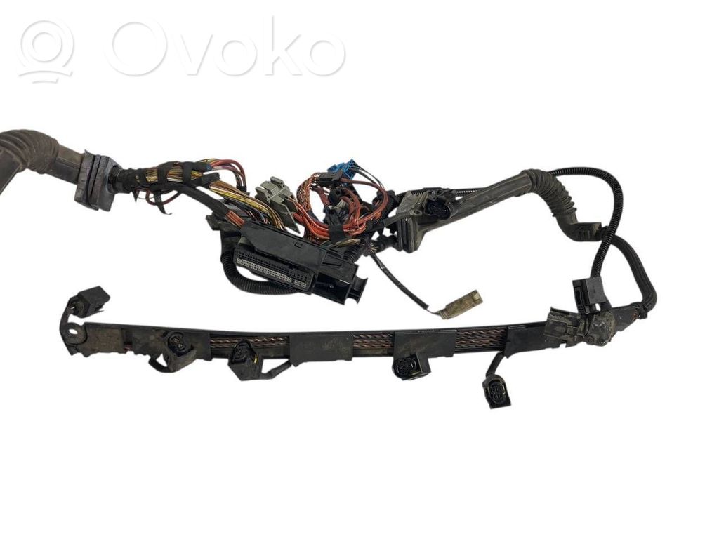 Dzinēja vadu instalācija