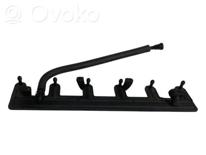 Degvielas caurulīte (-es)