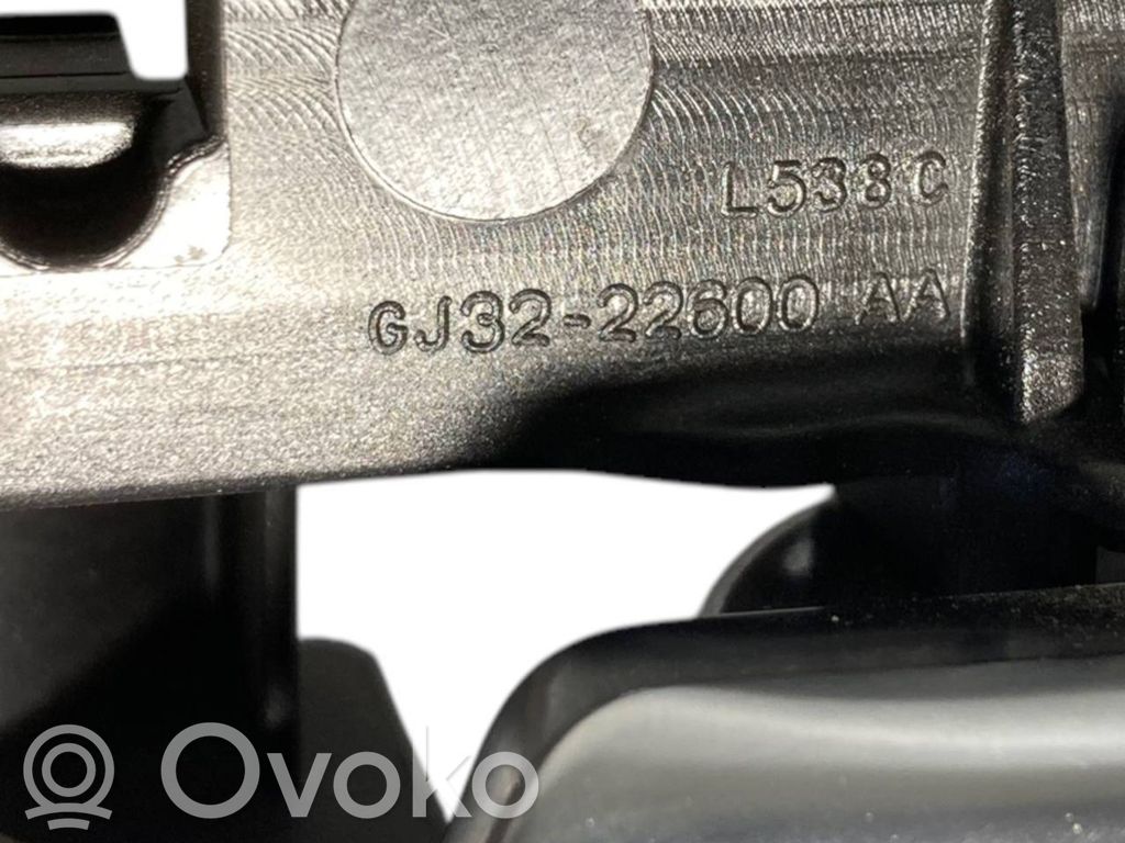 Internal opening handle