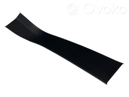Sānu dekoratīvā apdare (pie loga)