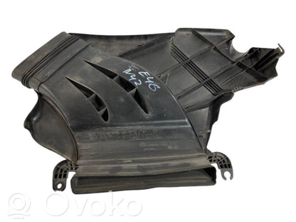 Dzinēja pārsegs (dekoratīva apdare)