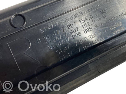 Priekšējā sliekšņa dekoratīvā apdare (iekšējā)