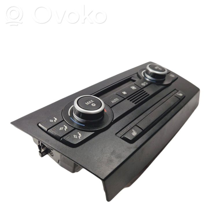 Блок управления кондиционером/климат-контролем/отоплением салона (в салоне)