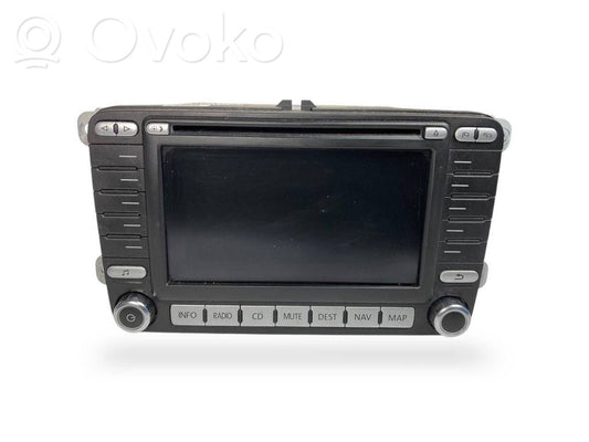 Radio / CD/DVD atskaņotājs / navigācija