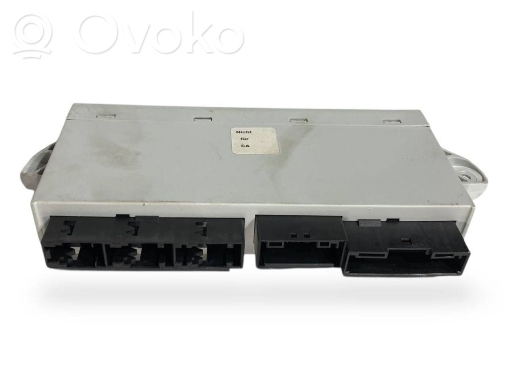 Durvju vadības bloks