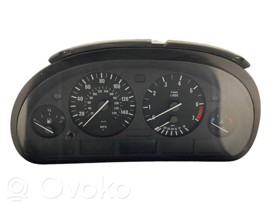 Speedometer (in the instrument panel)