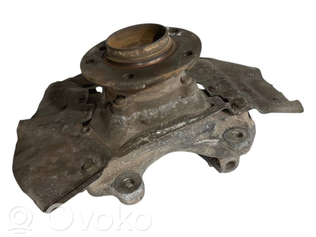 Priekšējā riteņa rumbas vārpstas šarnīrs (stupica, capfa)