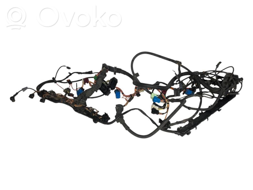 Dzinēja vadu instalācija