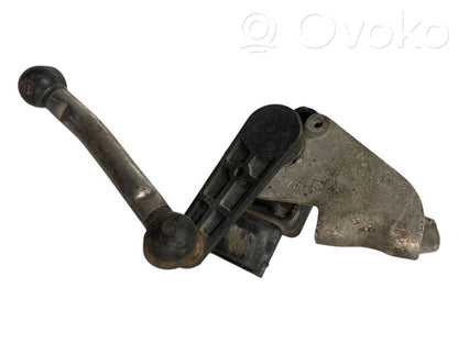 Augstuma sensors (priekšējo lukturu)