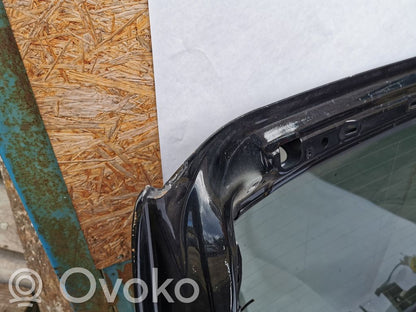 Aizmugurējais pārsegs (bagāžnieks)