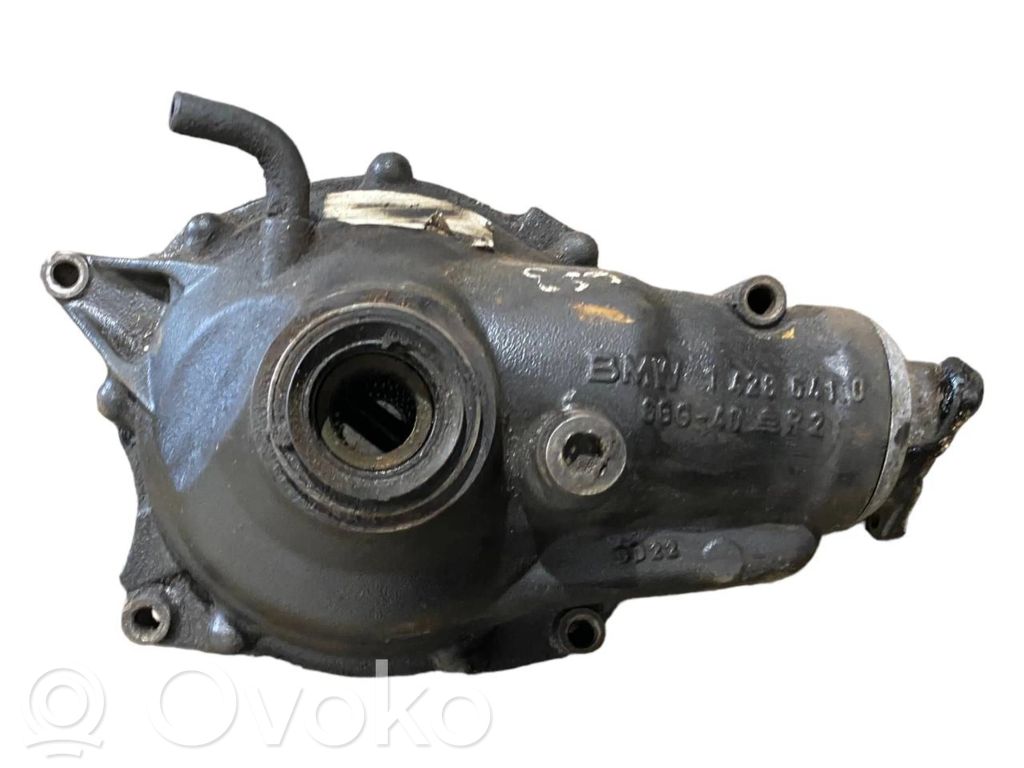 Priekšējais reduktors