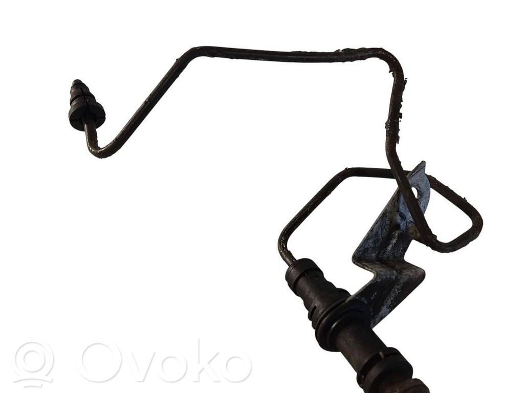 Sajūga caurulīte (-es) / šļūtene (-es)