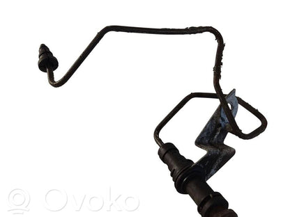 Sajūga caurulīte (-es) / šļūtene (-es)