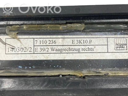 Universāla aizmugurējā sānu logu saulessargs / žalūzija