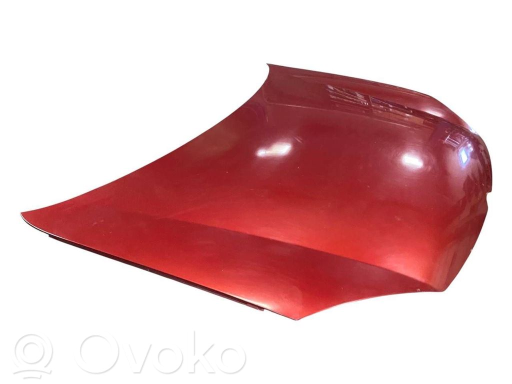 Dzinēja pārsegs (vāks)