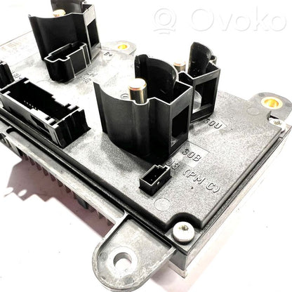 Barošanas vadības bloks