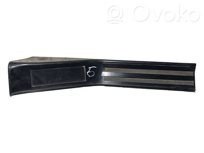 Aizmugurējā sliekšņa dekoratīvā apdare (iekšējā)