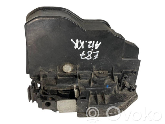 Aizmugurē slēdzene