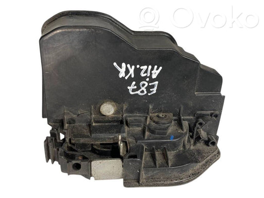 Aizmugurē slēdzene