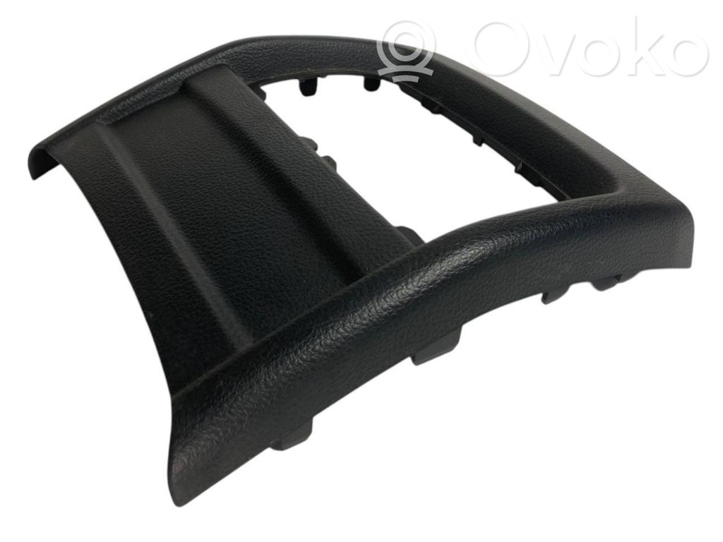 Cita veida salona detaļa