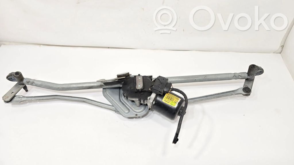 Stikla tīrītāja mehānisms (stienis)