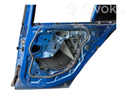 Aizmugurējās durvis