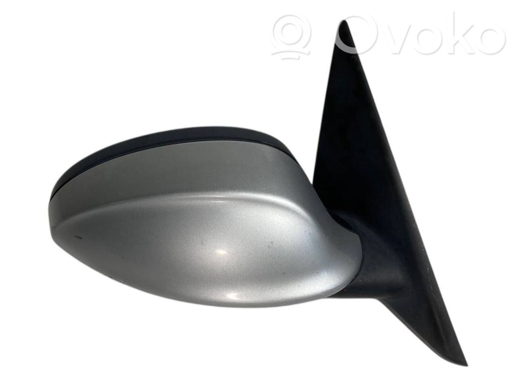 Mirror (electrically controlled)