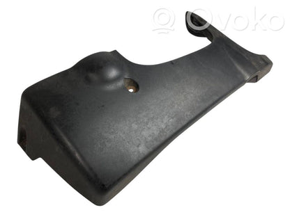 Dzinēja pārsegs (dekoratīva apdare)