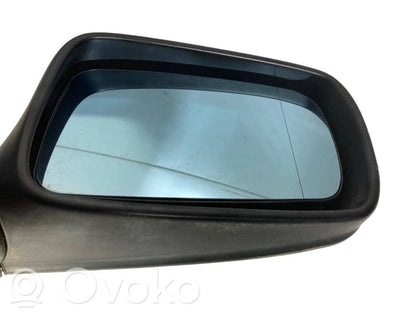 Mirror (electrically controlled)