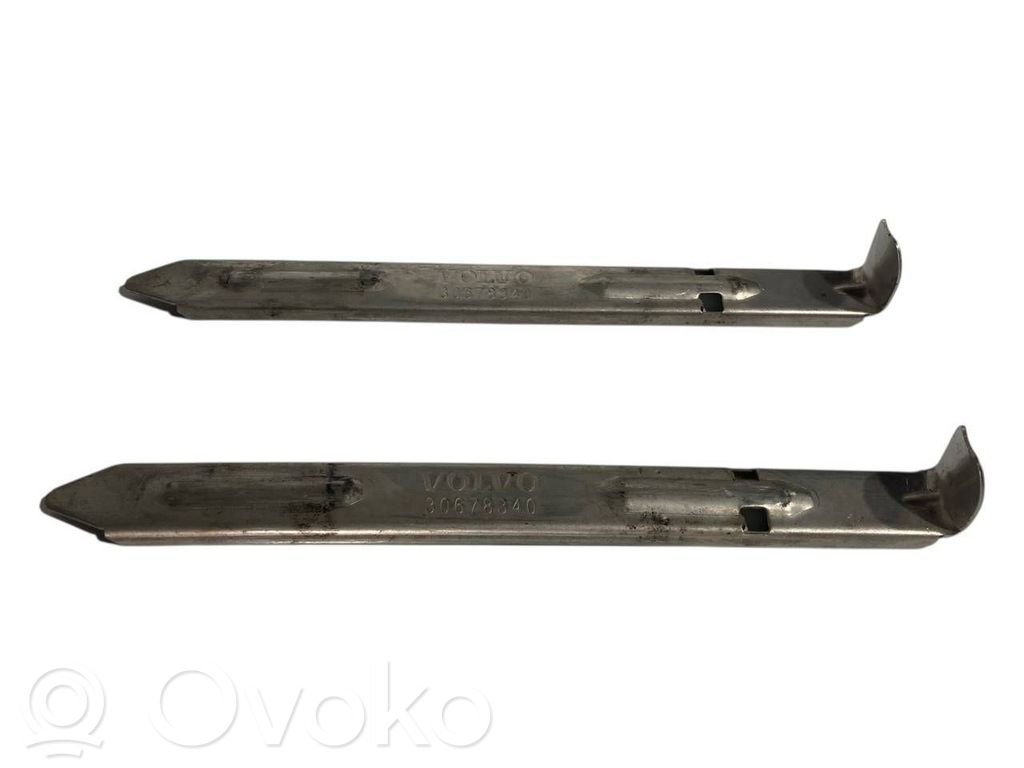 Priekšējā luktura turētājs