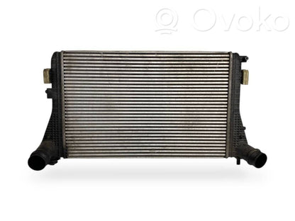 Starpdzesētāja radiators