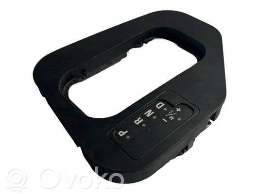 Gear shift lever decorative trim (plastic)