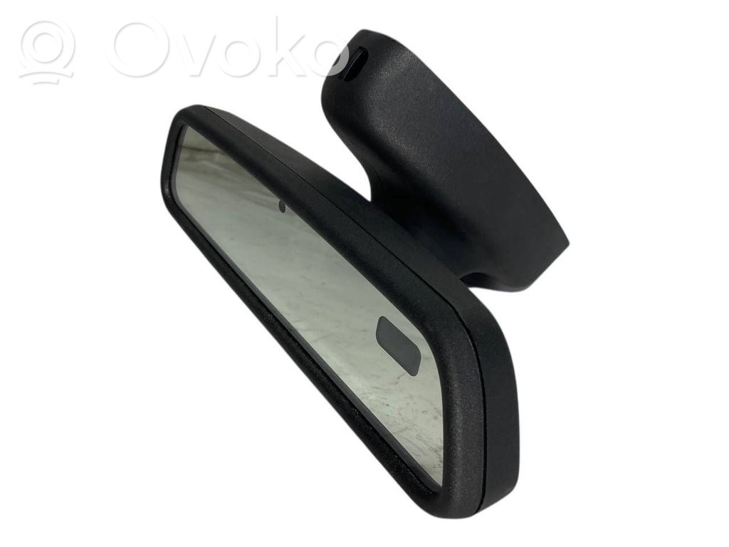 Atpakaļskata spogulis (salonā)