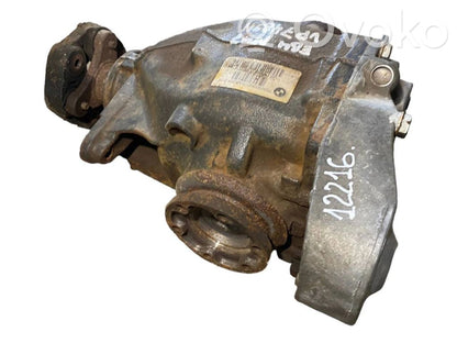 Aizmugurējais reduktors