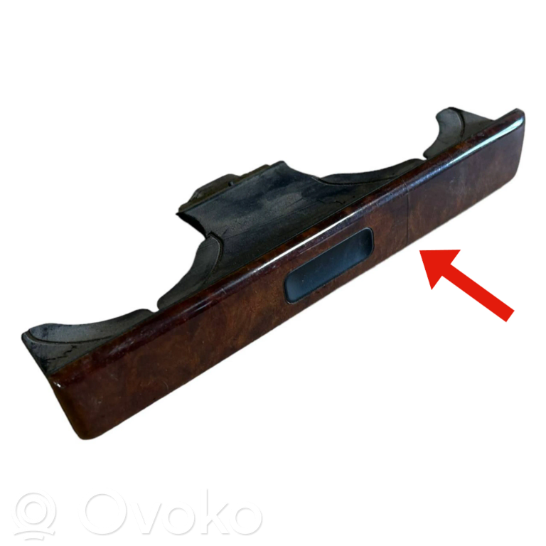 Cita veida salona detaļa