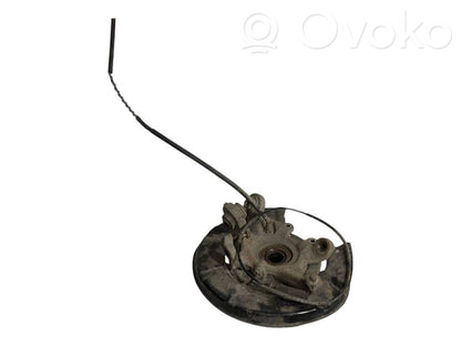 Aizmugurē riteņa rumbas vārpstas šarnīrs (stupica, capfa)