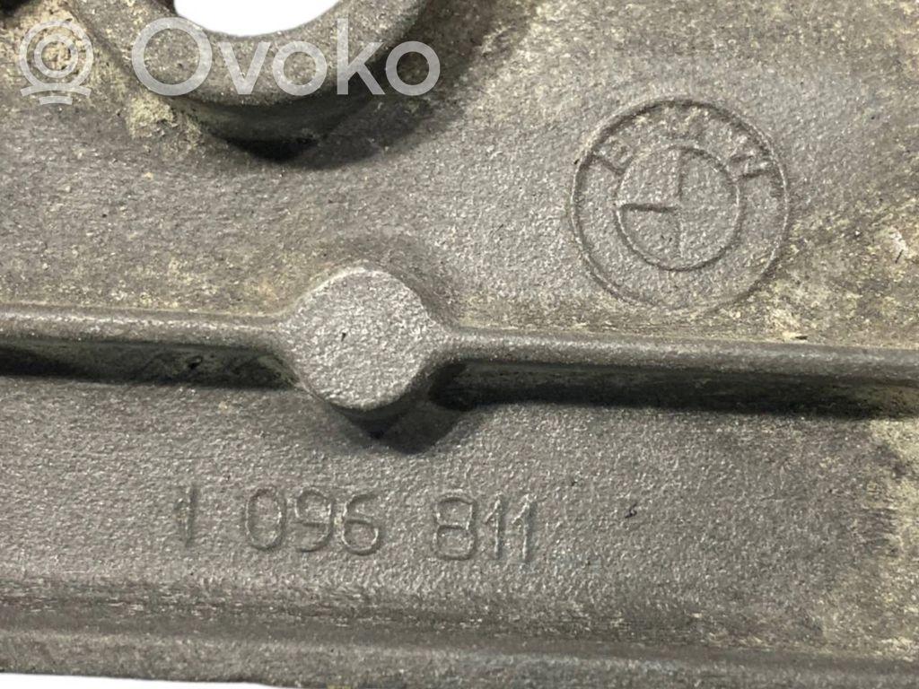 Кронштейн крепления трансмиссии