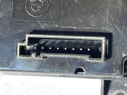 Multimediju kontrolieris