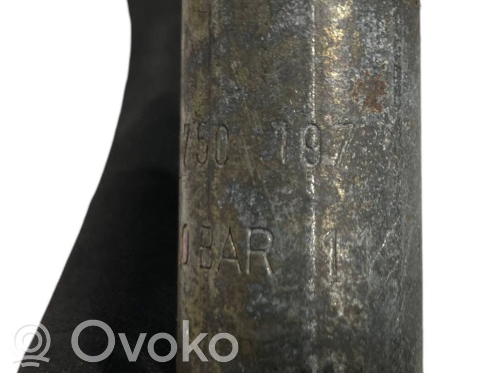 Stūres pastiprinātāja šļūtene (-es) / caurulīte (-es)