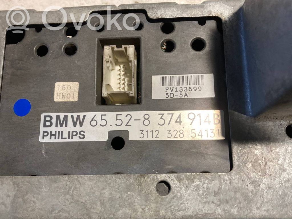 Radio / CD/DVD atskaņotājs / navigācija