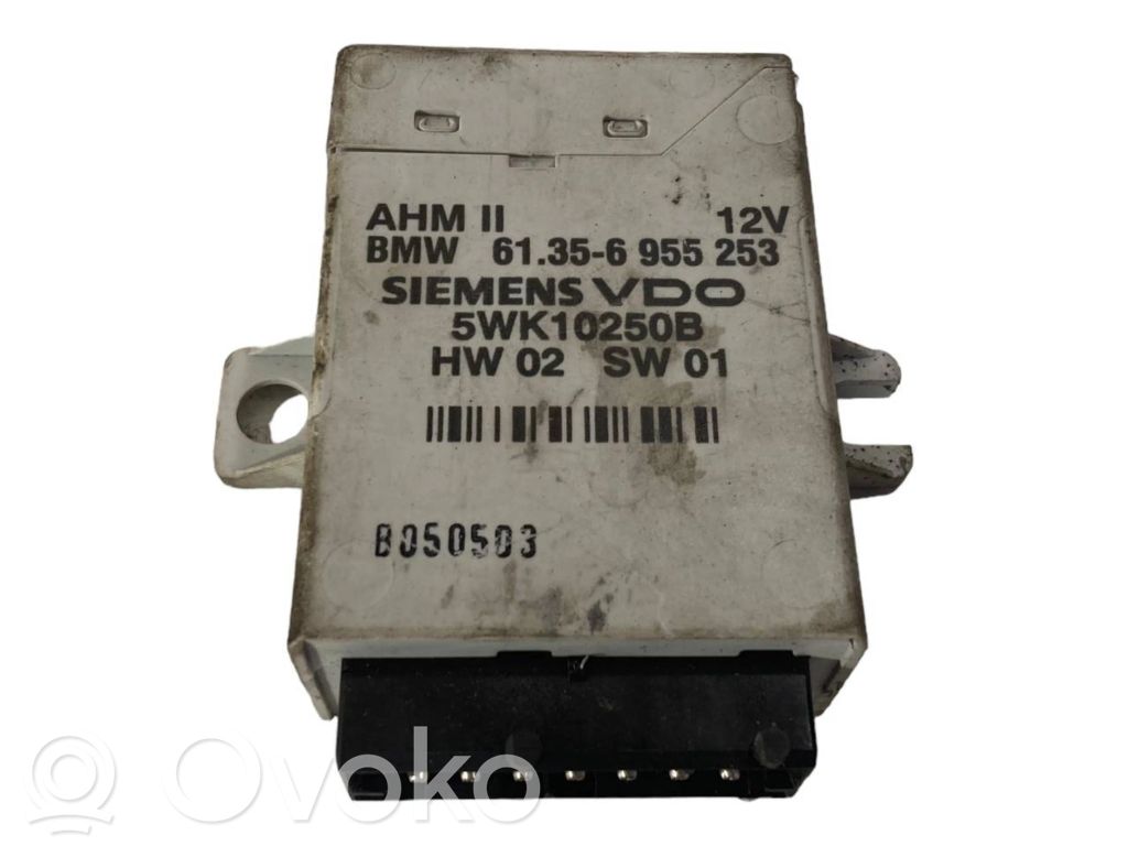 Trailer hitch control unit