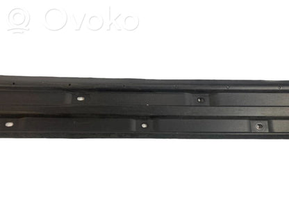 Side underbody protection