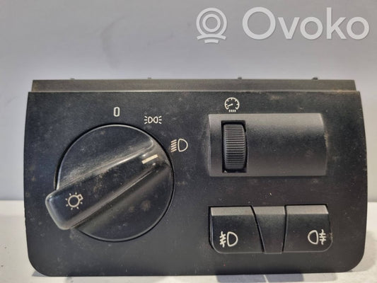 Headlight switch