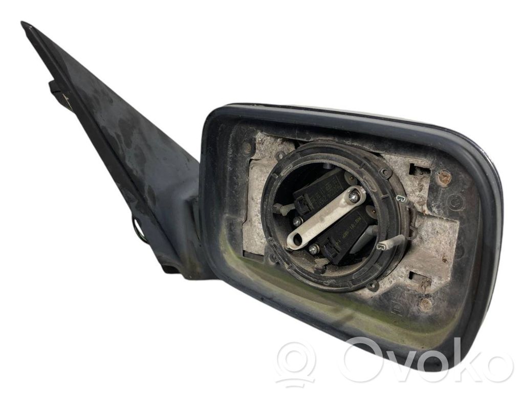 Spogulis (elektriski vadāms)